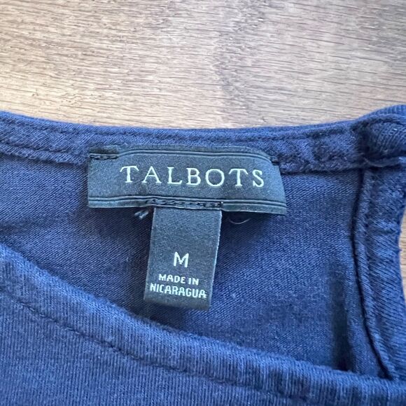 Talbots T-Shirt Size M Ruffle Detail Long Sleeve Tee Navy Blue Keyhole Back - Picture 7 of 7